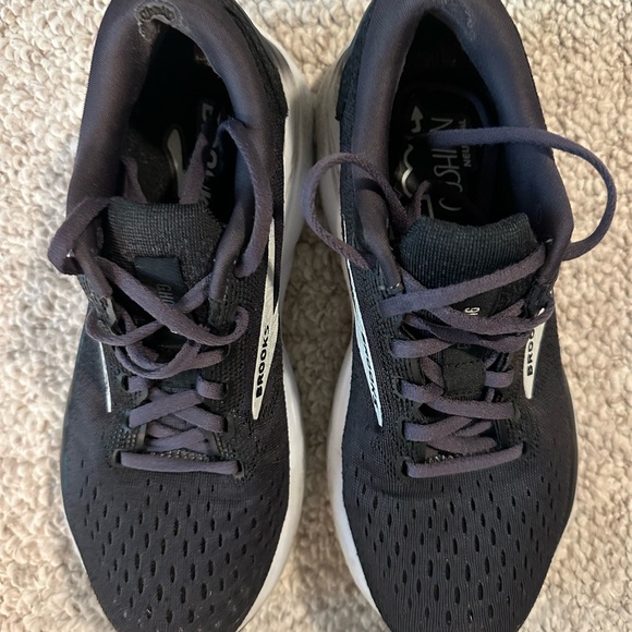 Brooks Black and Silver Athletic Shoes - Picture 2 of 5